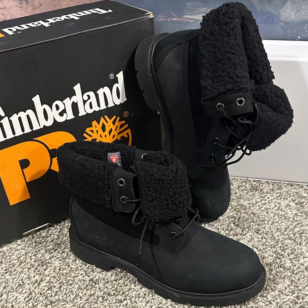 Timberland Black Fleece-Lined Boots